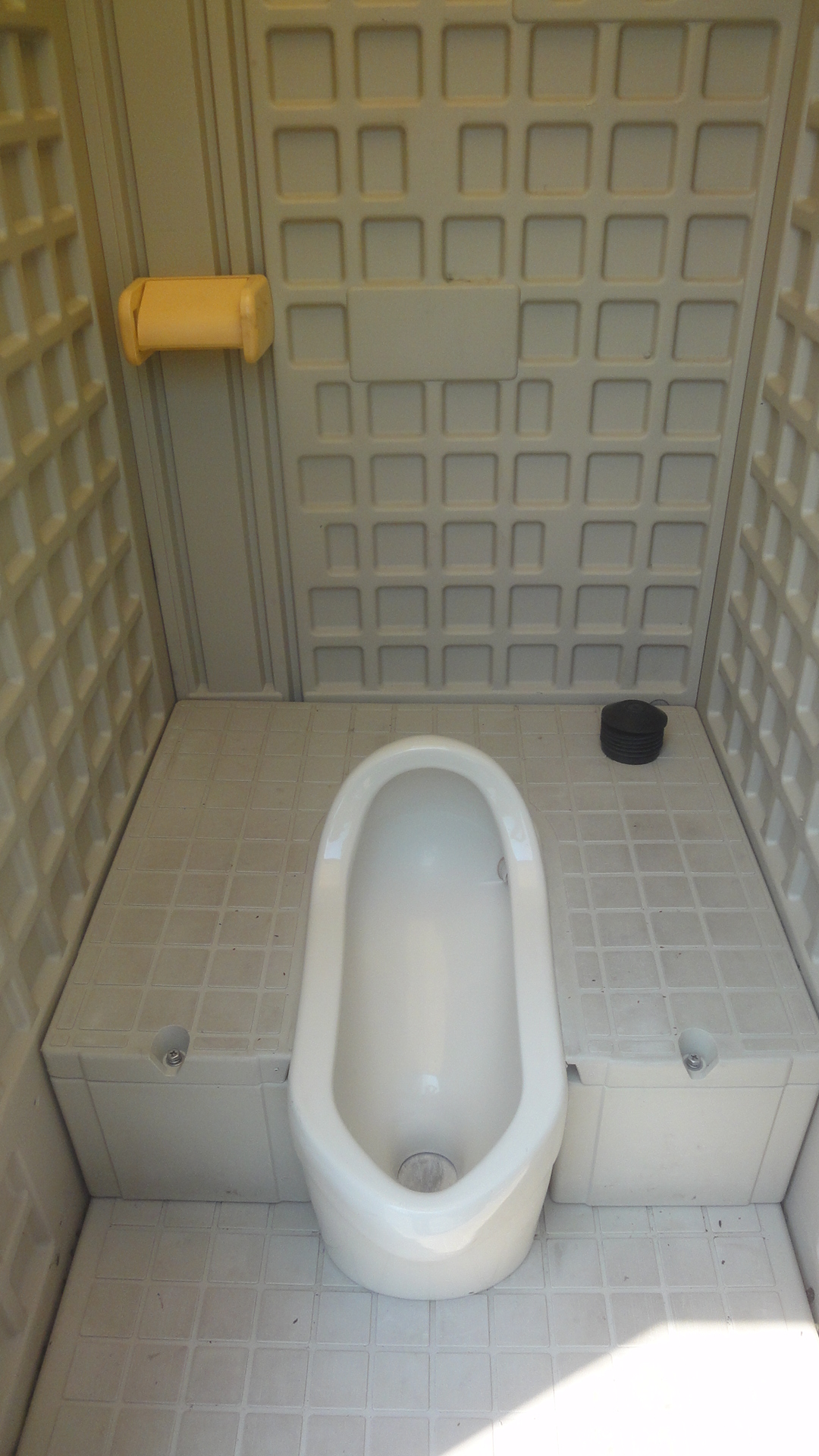 簡易水洗式仮設トイレ EXAQP(和式) 仮設トイレ・ユニットハウスのHINO